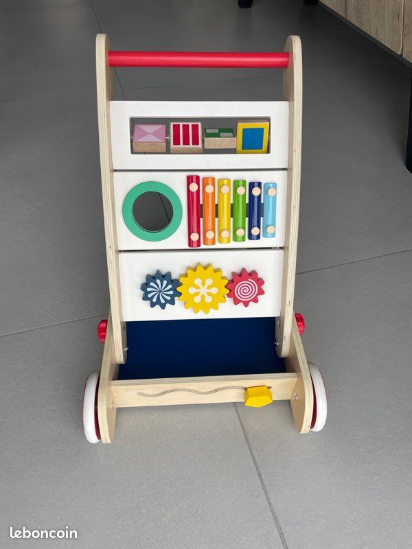 Chariot de marche bébé (image 1)