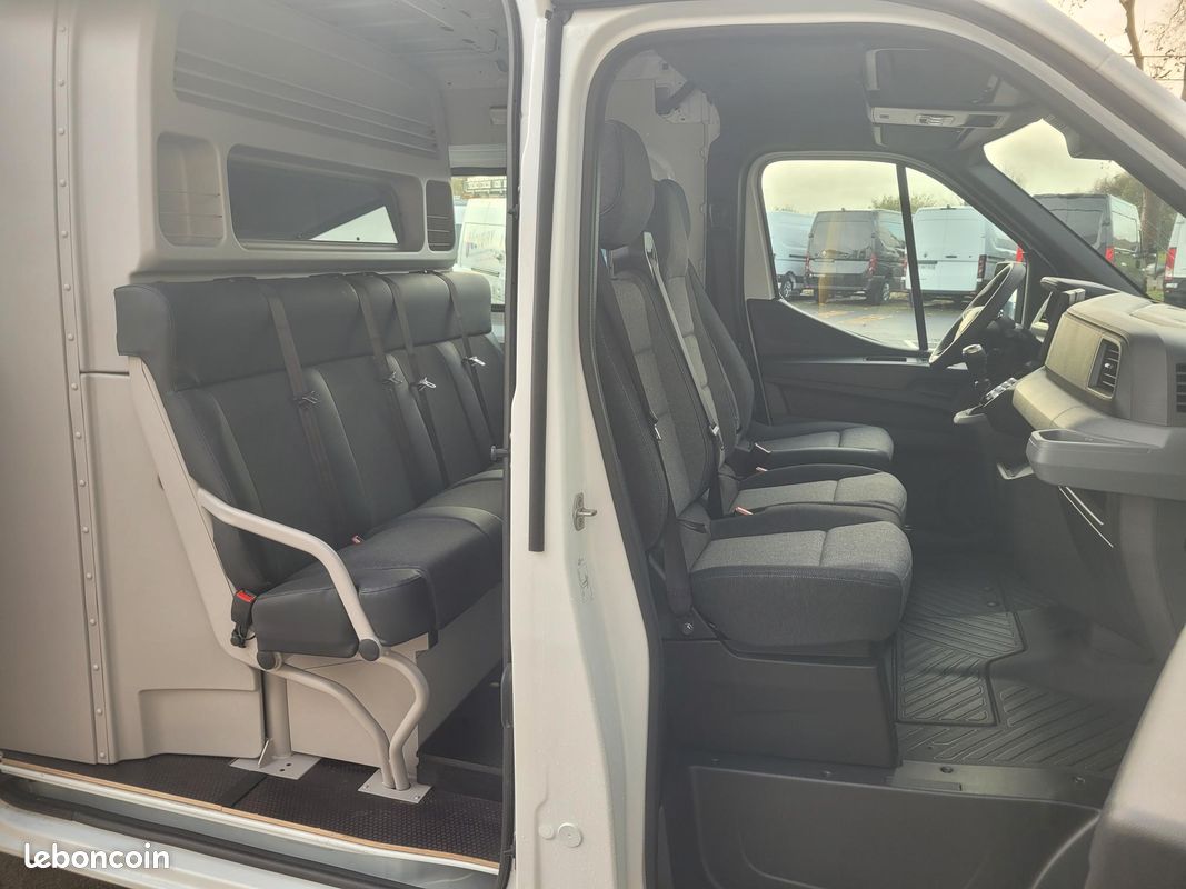 RENAULT MASTER IV L3H2 FOURGON 2.0 Blue DCI 170 EXTRA CABINE APPROFONDIE FIXE 07 PLACES NEUF avec HABILLAGE BOIS COMPLET + CAMÉRA + RADARS AVANT-ARRIERE-LATÉRAUX + CLIM AUTO ( Prix Vente 38 990 HT ) (image 3)
