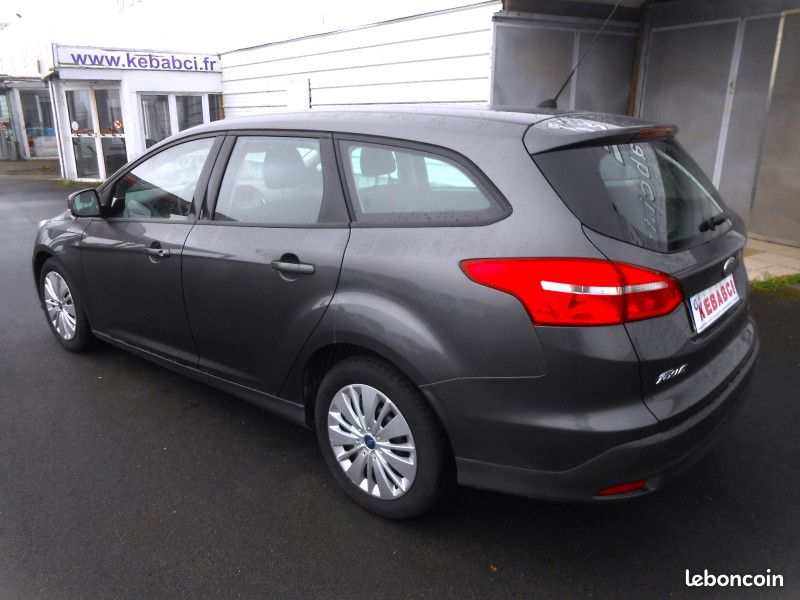 Ford FOCUS SW 1.0 ECOBOOST 125CH STOP&START TREND (image 4)