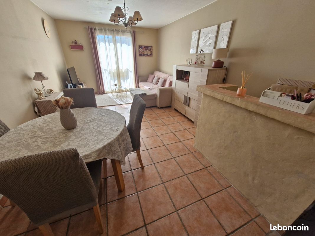 Appartement 4 pièces 80 m² · à Grimaud · 80 m² · 379 000 €