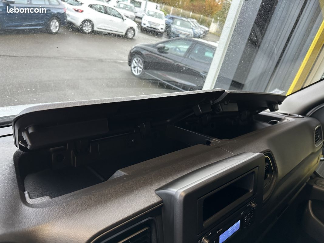 Renault MASTER III FG F3300 L2H2 2.3 DCI 135CH CONFORT EURO6 (image 13)