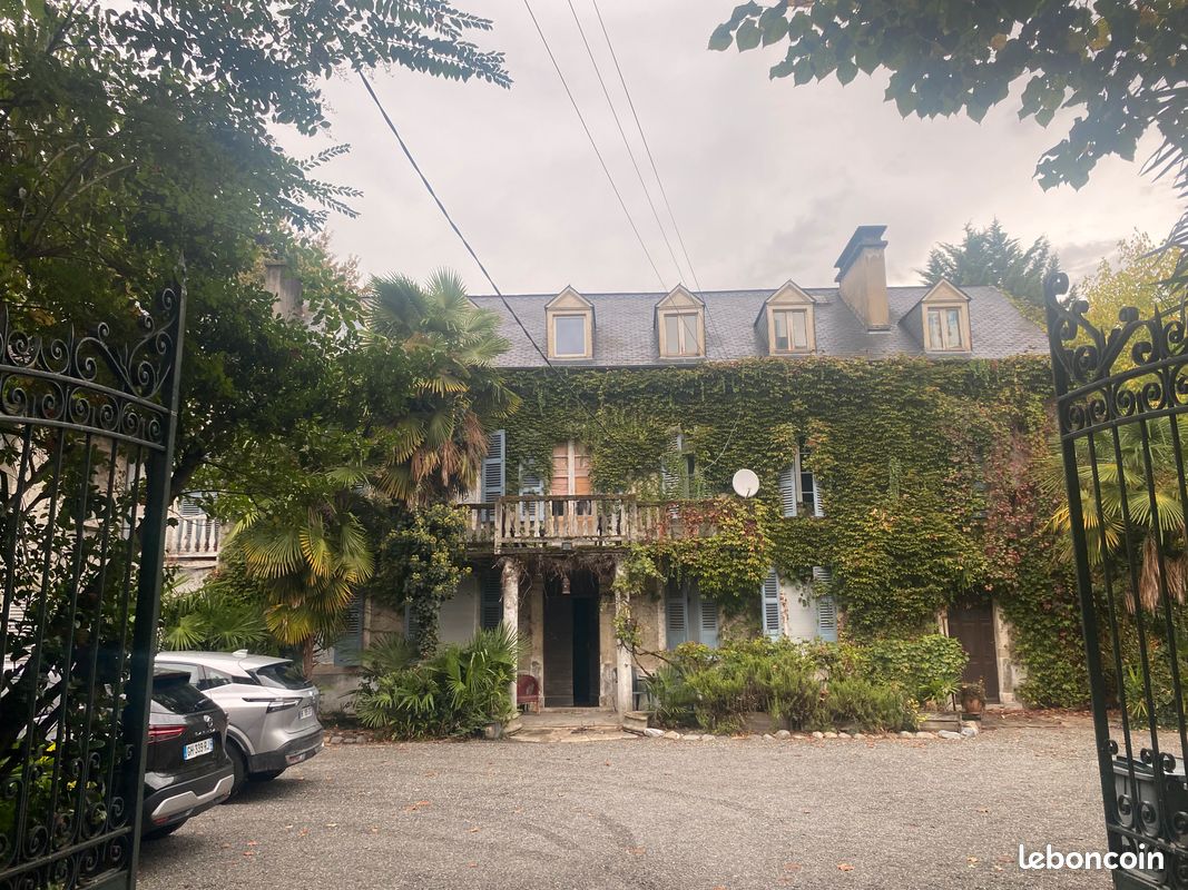 Maison 18 pièces 430 m² · à Pau · 430 m² · 660 000 €