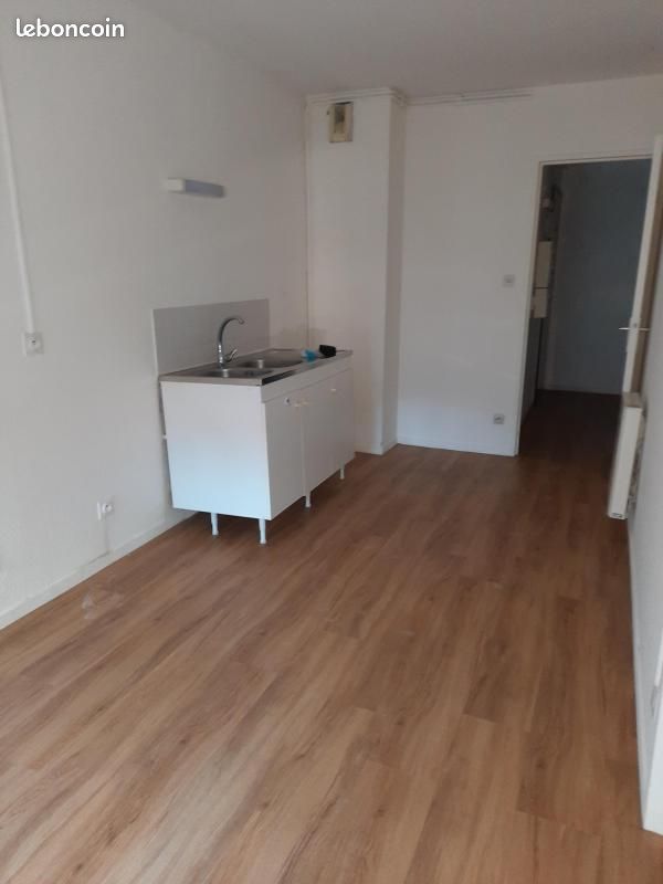 Appartement 1 pièce 45 m² · à Meylan · 45 m² · 374 €/mois