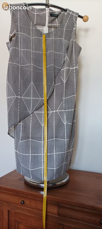Robe d'été "Marciano Guess" (image 7)