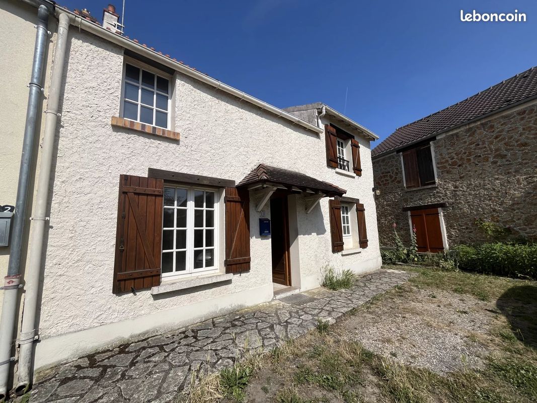 Maison 6 pièces 84 m² · à Dampierre-en-Yvelines · 84 m² · 262 500 €