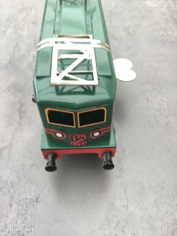 Hornby hachette locomotive bb-805 à clé + 3 voitures voyageurs échelle o (image 5)