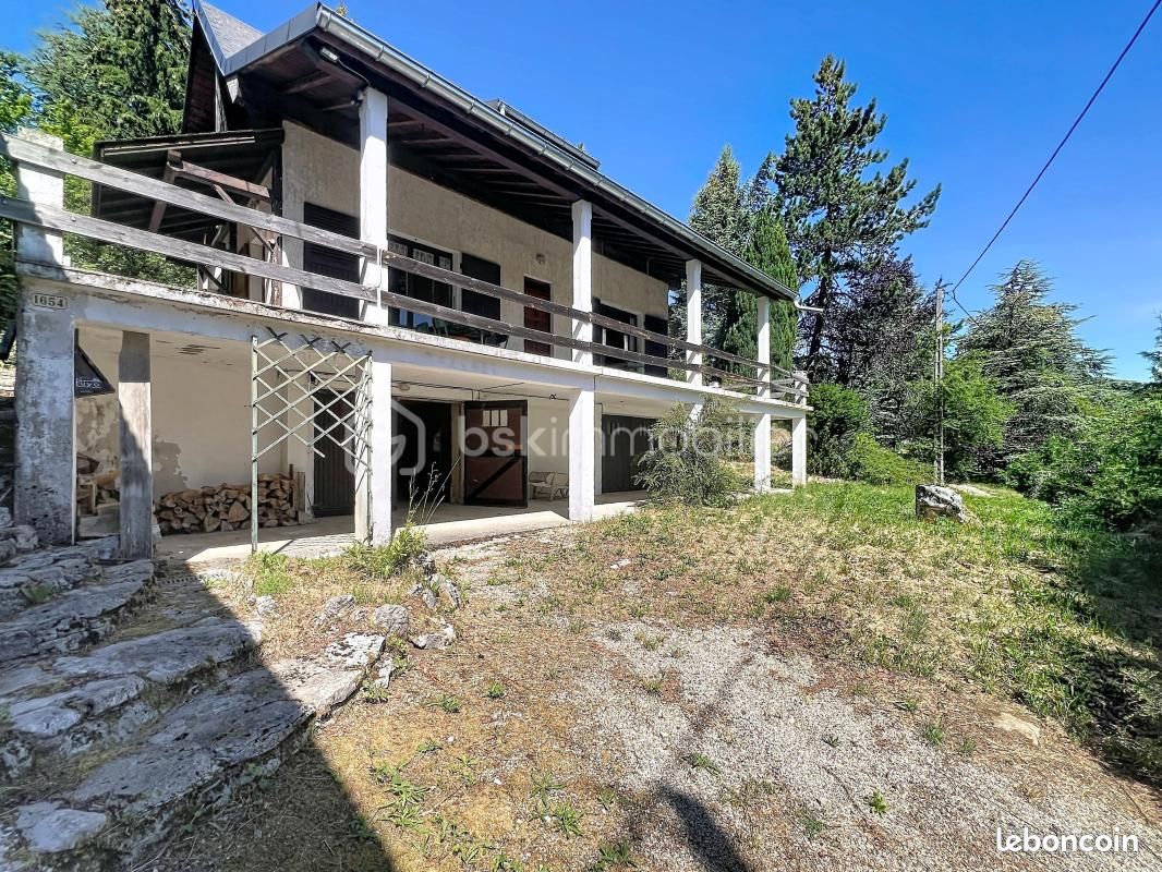 Maison 4 pièces 100 m² · à Saint-Christophe-sur-Guiers · 100 m² · 179 000 €