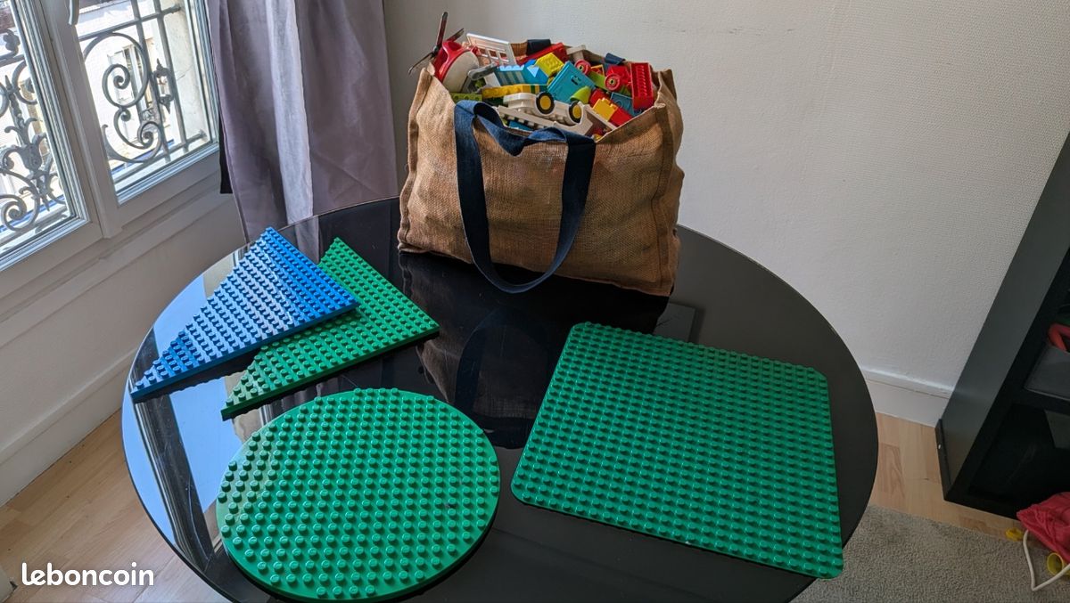 Grand sac de légos duplo + plateaux (image 2)