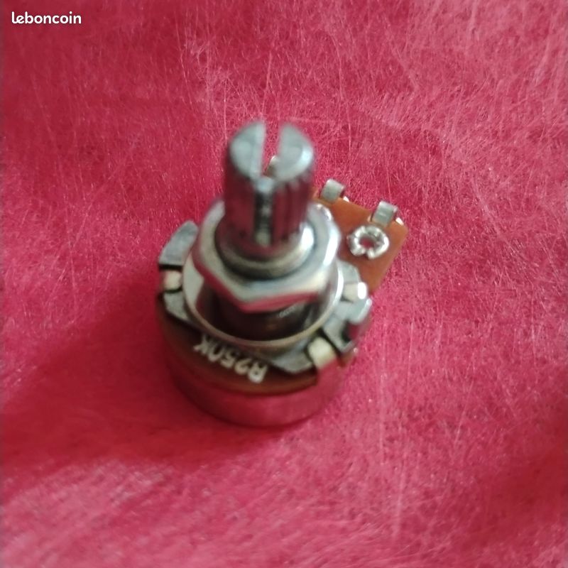 2 Mini Potentiomètres 250k "A ou B" axe Court Guitare ou basse - archtop etc *En Ligne = Dispo (image 2)