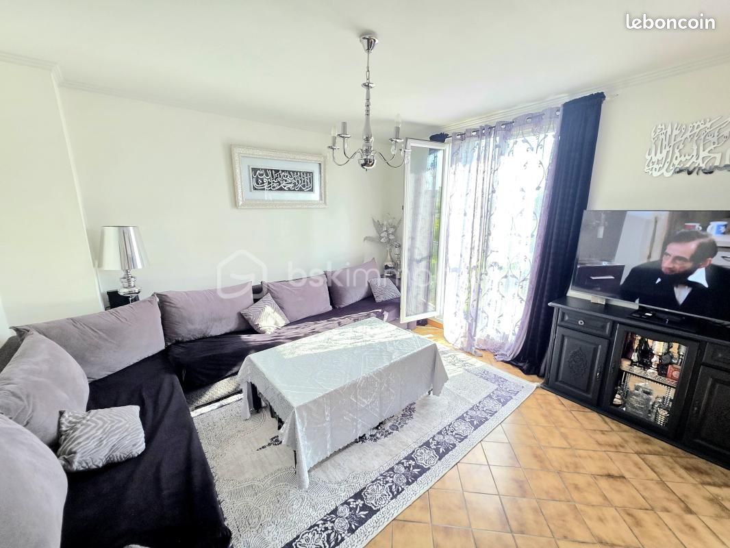 Appartement 5 pièces 83 m² · à Valréas · 83 m² · 72 900 €