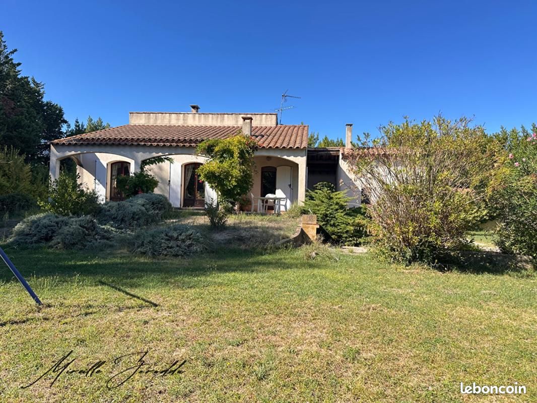 Maison 5 pièces 136 m² · à Jonquières-Saint-Vincent · 136 m² · 413 000 €