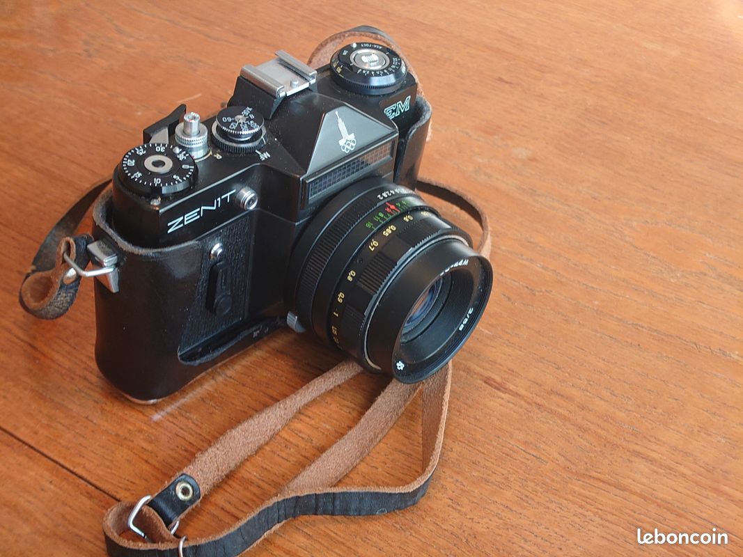 Appareil Photo Zenith EM Vintage + Objectif Helios 44mm Et 2 Pentacon – 35mm Manuel