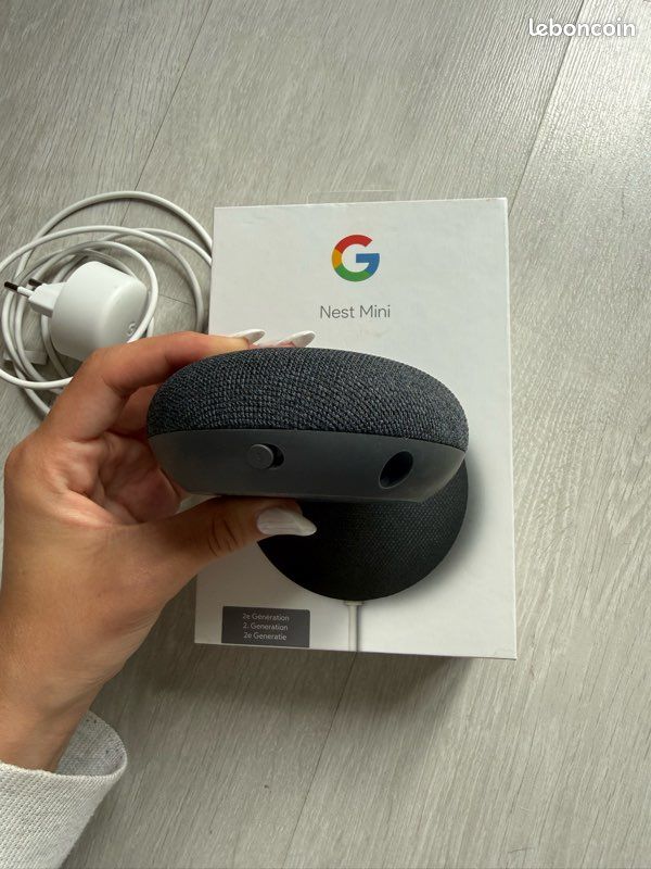 Nest mini (image 2)