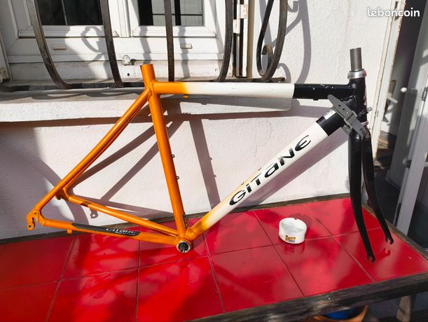Cadre De Vélo Route En Aluminium - Taille 48, D'occasion, Pour Réparation Ou Projet