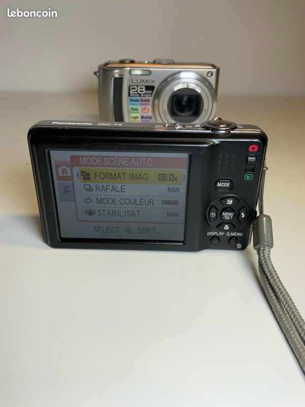 Panasonic Lumix DMC-TZ101 - Appareil photo numérique - compact - 20.1 MP - 4K / 25 pi/s - 10x