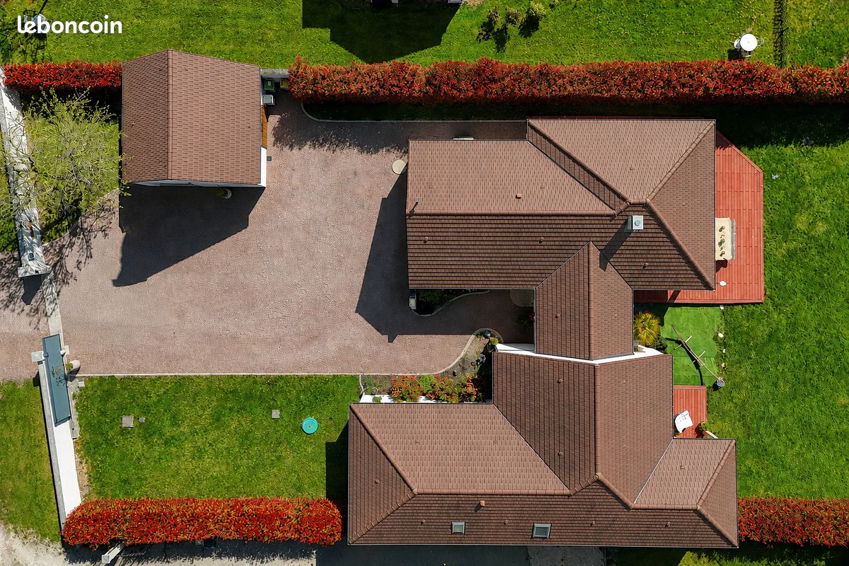 Maison 7 pièces 220 m² · à Illiers-Combray · 220 m² · 549 000 €