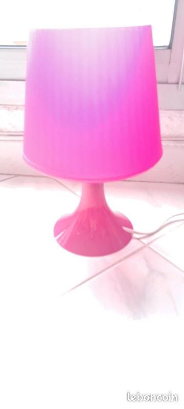 2 lampes de chevet ikea (image 1)