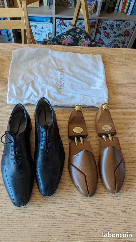 Chaussures noires Heyraud taille 39 (image 1)