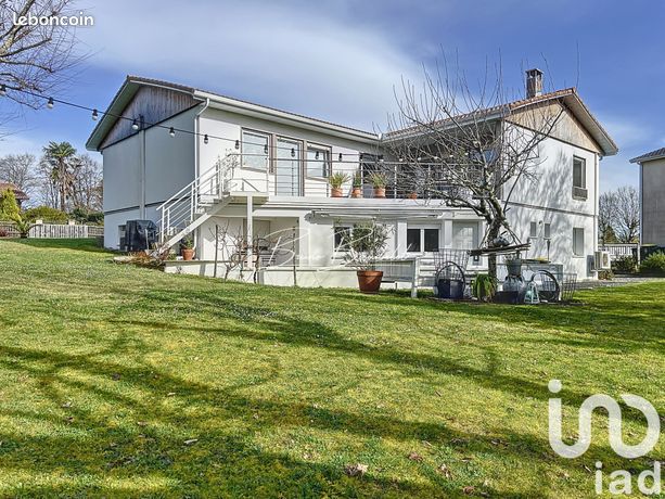 Maison 6 pièces 200 m²