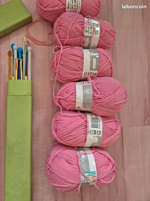 Lot de pelotes+aiguilles pour tricoter (image 3)