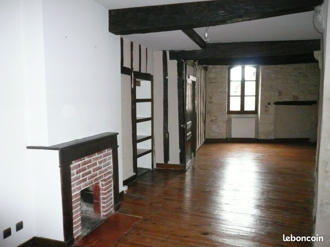 Appartement 3 pièces 100 m² · à Auch · 100 m² · 725 €
