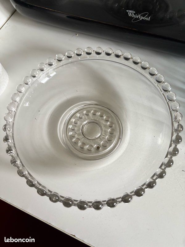 Lot De 13 Moules à Gelée Vintage En Verre Pressé - Formes Rondes/ovales - Fabriqués UK