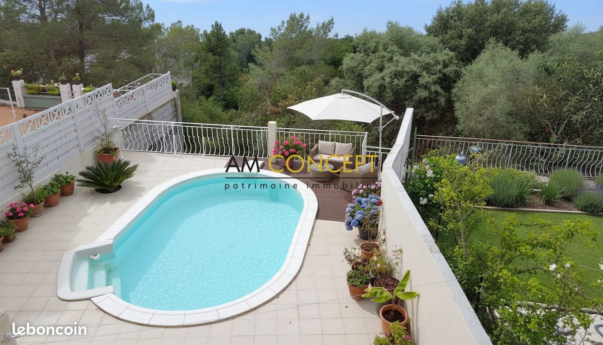 Maison 6 pièces 95 m² · à Carros · 95 m² · 540 000 €