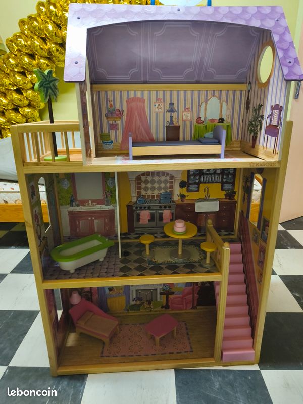 Maison de poupée (image 1)