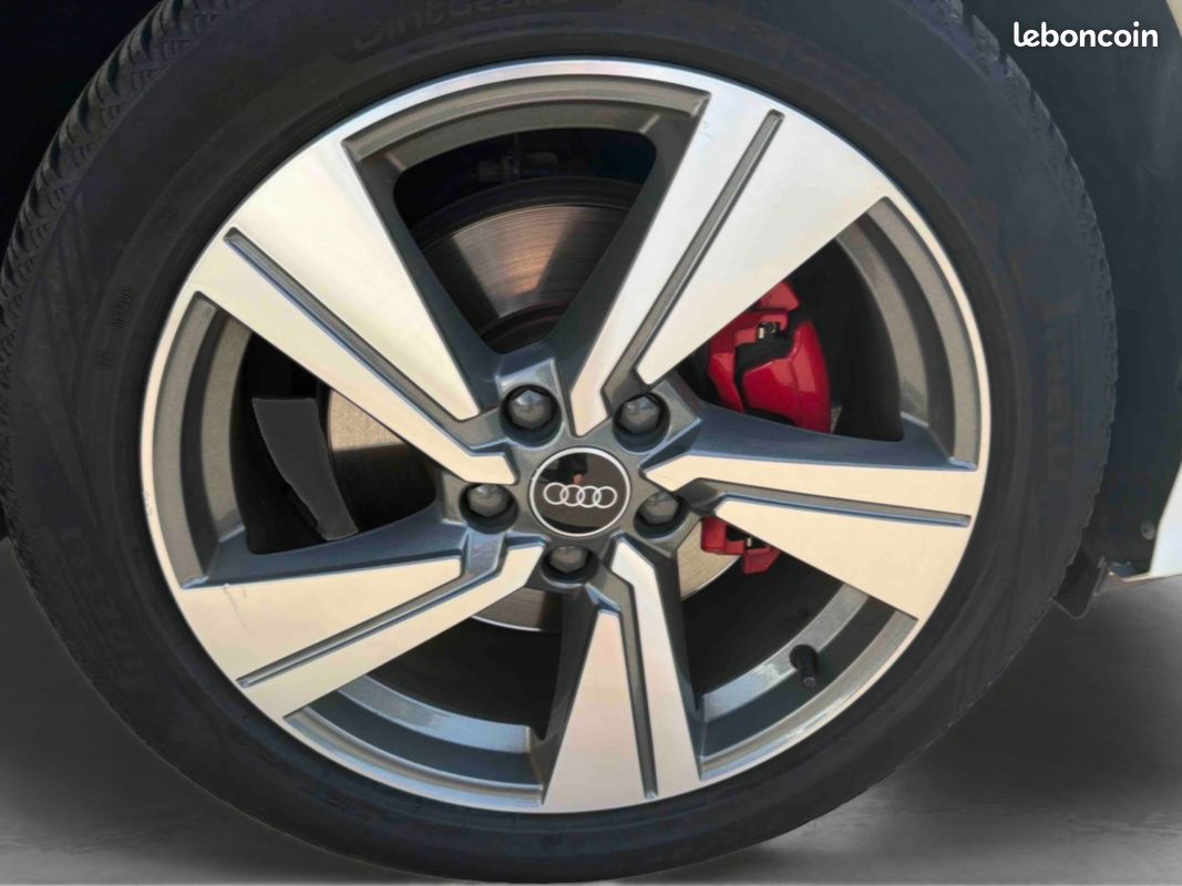 AUDI Q2 35 TFSI 150 S tronic 7 S line (image 19)