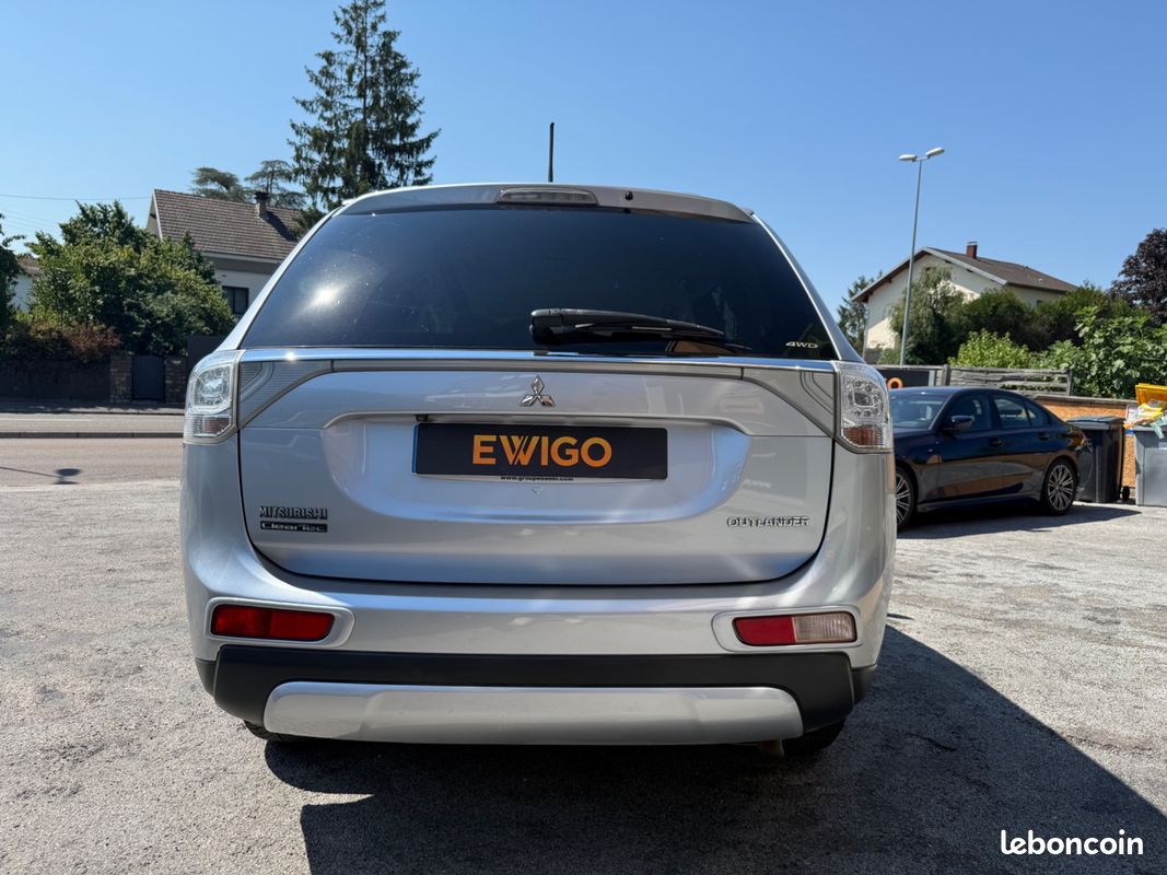 MITSUBISHI OUTLANDER 2.2 DID 150 CH INVITE 4Wd (image 22)