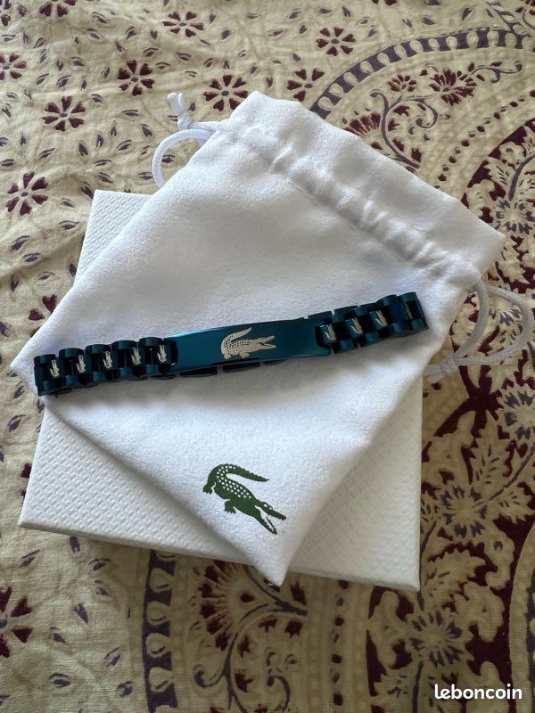 Bracelet crocodile bleu (image 1)