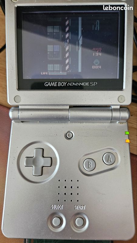 Metal Gear Solid (Game Boy Color) (image 2)