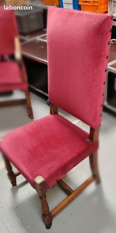 Chaises velours rouge (image 2)