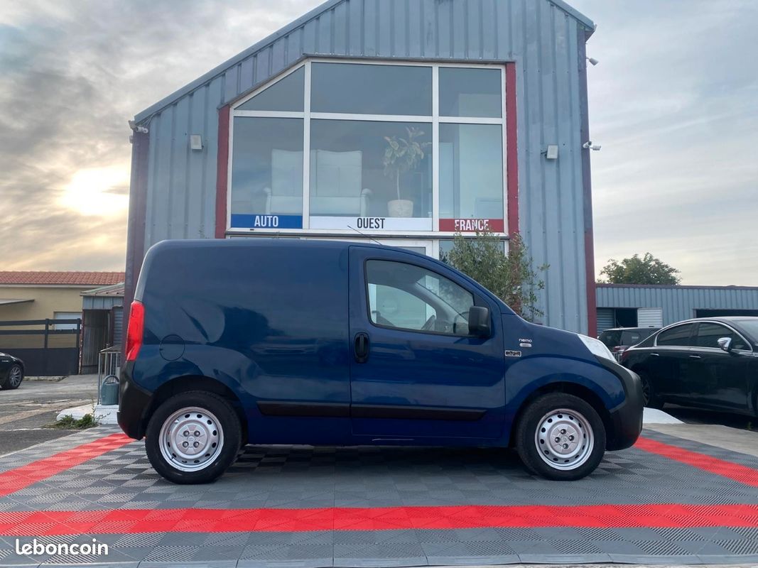 Citroen Nemo 1.3 HDi 75 ch révisé et garantie facilité de paiement 3x4x (image 2)