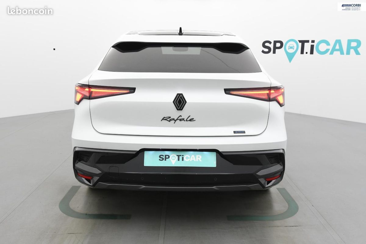 RENAULT RAFALE E-Tech 4x4 300 atelier Alpine (image 14)