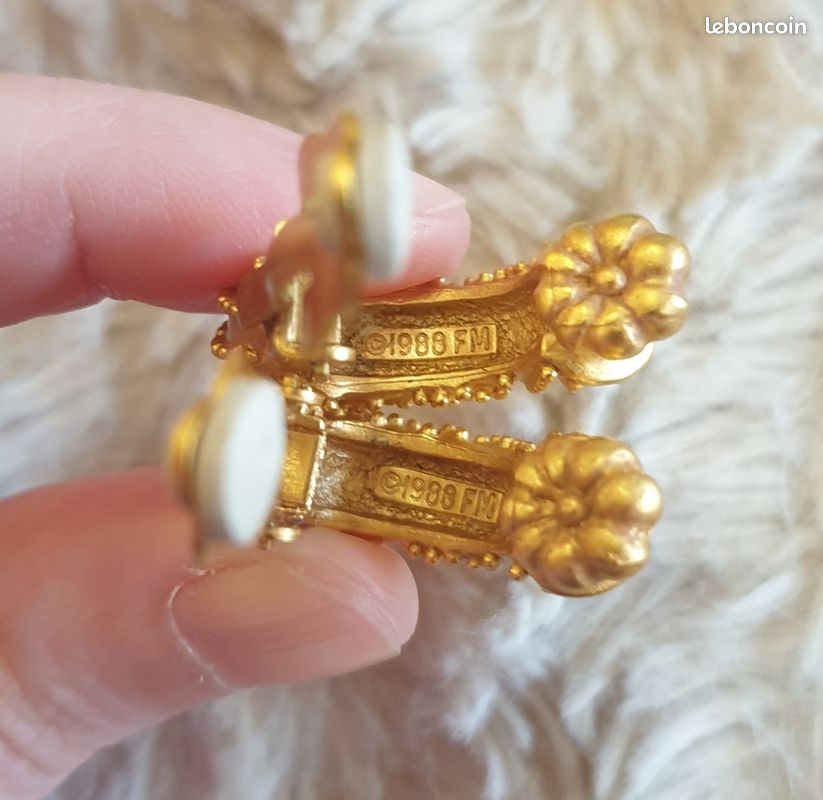 Boucles D'oreilles Clips Vintage Couleur Or - Modèle 5382 - Parfait état