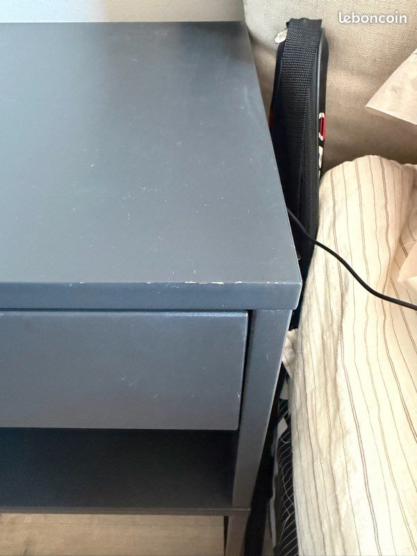 Table de chevet noir IKEA Vikhammer (image 6)
