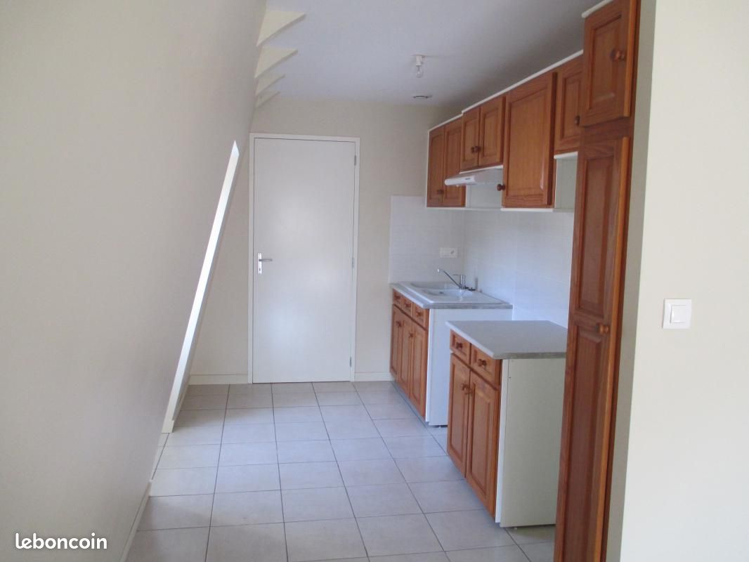 Appartement 3 pièces 98 m² · à Villefranche-de-Rouergue · 98 m² · 472 €/mois
