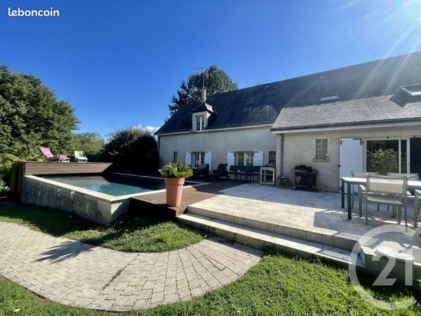 Maison 8 pièces 210 m²
