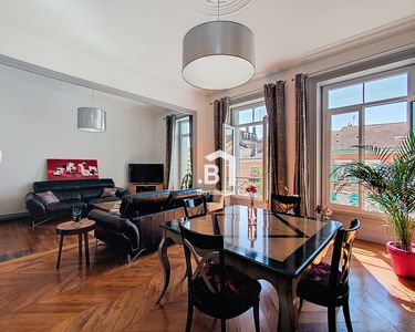 Appartement 299 000 € - 132 m²
