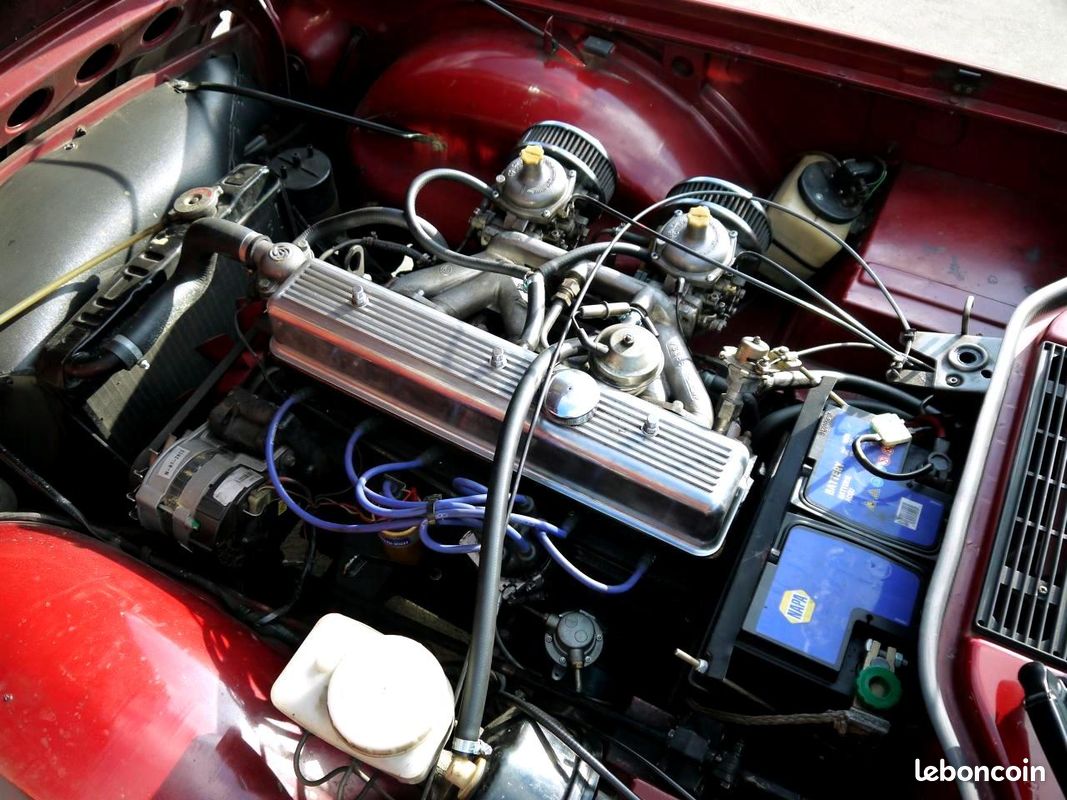 Triumph tr6 carbu - first paint (image 20)