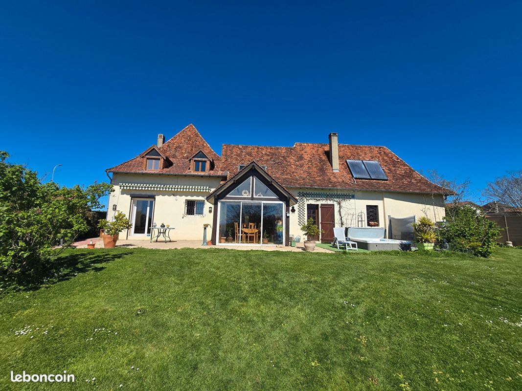 Maison 5 pièces 183 m² · à Arthez-de-Béarn · 183 m² · 315 000 €