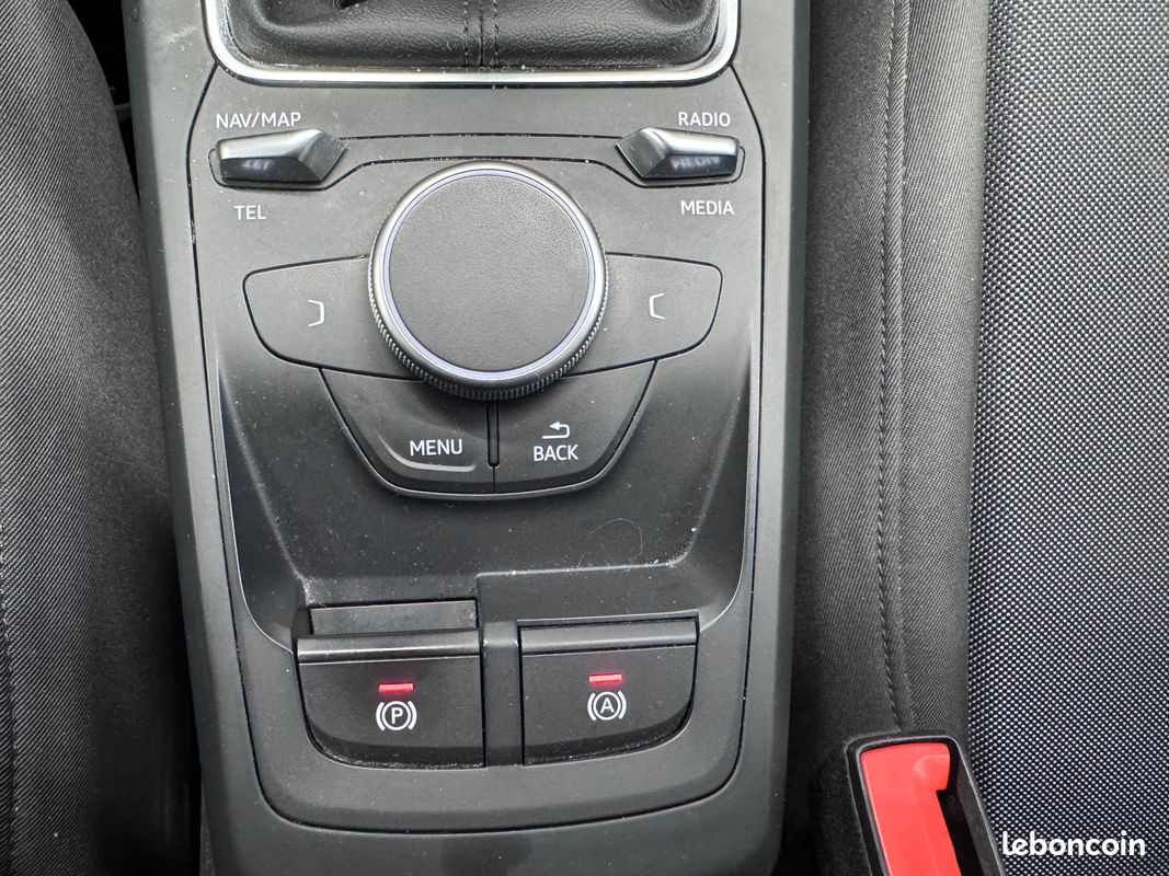 AUDI Q2 35 TFSI 150 150Ch Radar AR Suivi complet Garantie 12 mois (image 21)
