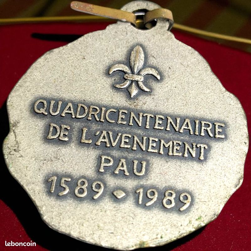 Collection Médailles Commémoratives Plaqué Or La Maison De Hanovre 1714-1901 - Avec COA