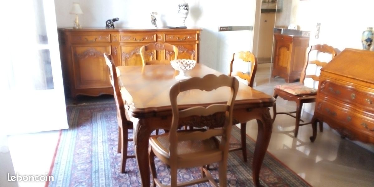 Table merisier avec 6 chaises (image 1)