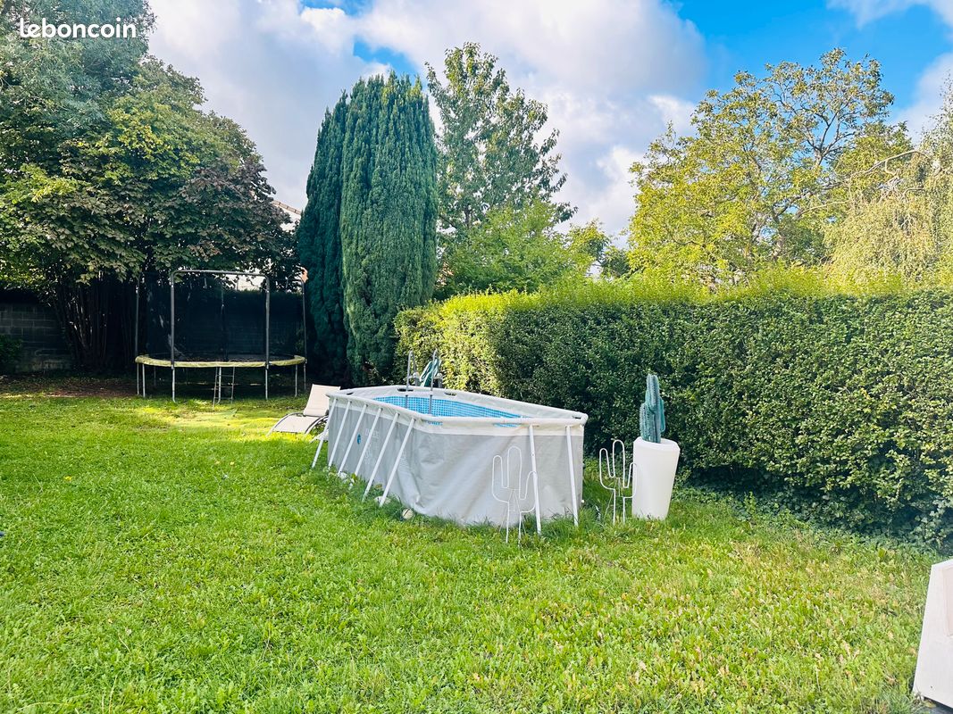 Maison 7 pièces 110 m² · à Croix · 110 m² · 355 000 €