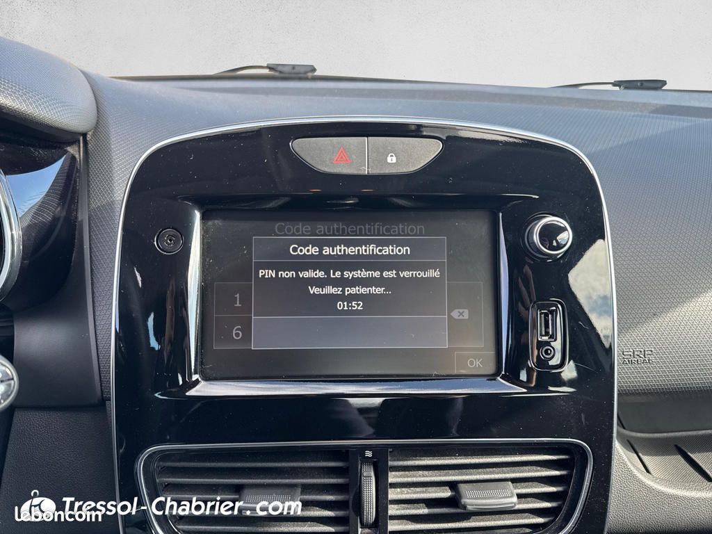 Renault Clio IV SOCIETE DCI 75 ENERGY E6C AIR (image 21)