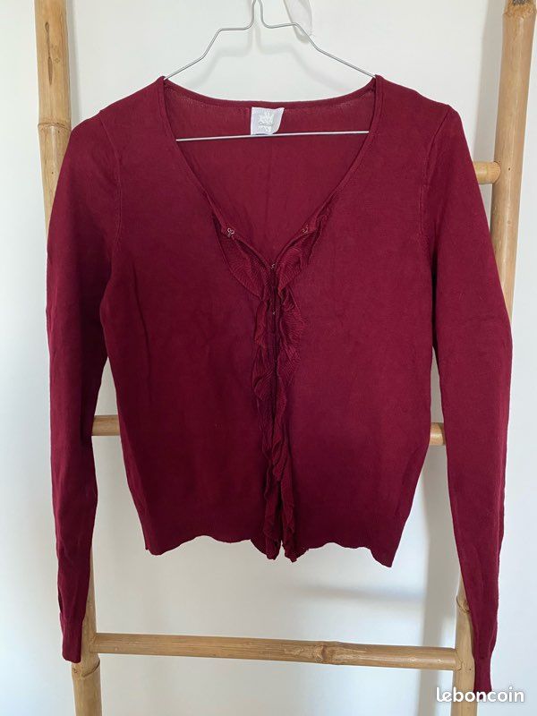 Haut/Gilet à volants Bordeaux CAMAÏEU T38 Vêtements