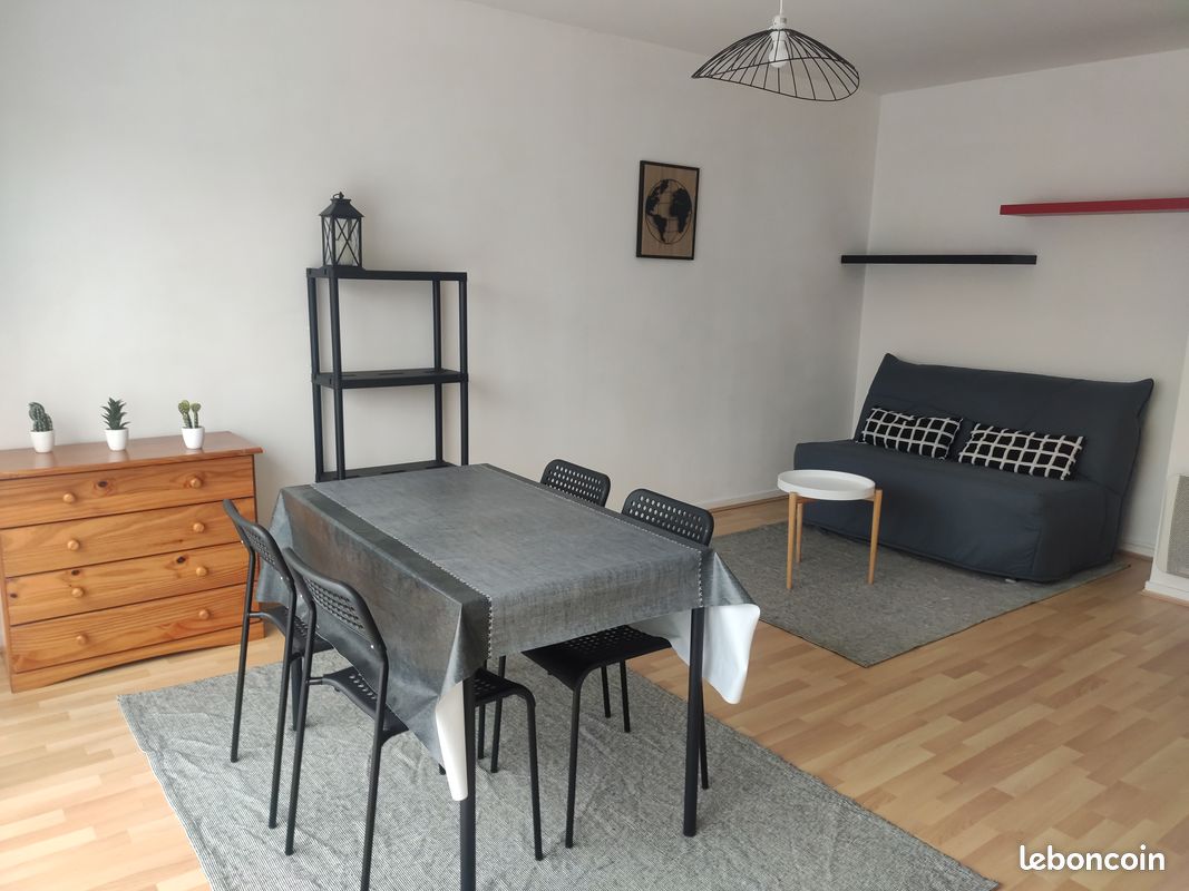 Appartement 1 pièce 30 m² · à Landerneau · 30 m² · 615 €/mois