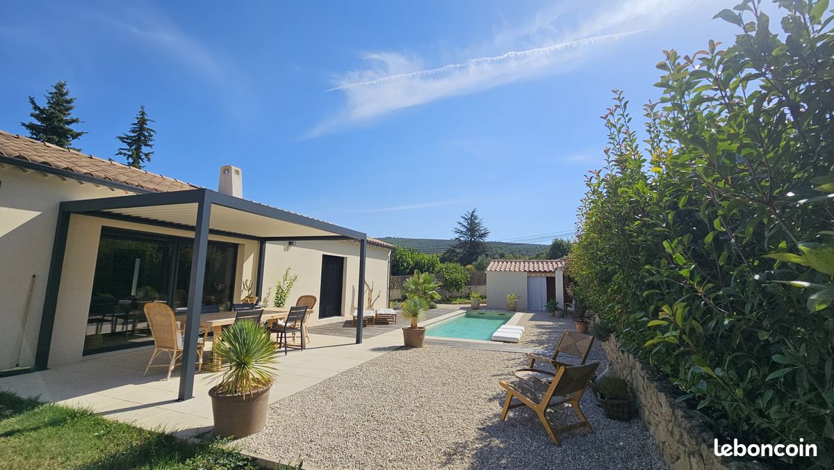 Maison 3 pièces 94 m² · à Villes-sur-Auzon · 94 m² · 395 000 €